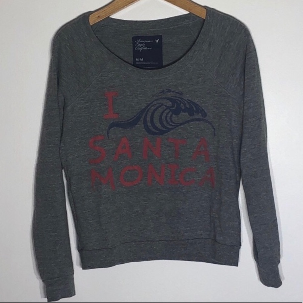 American Eagle Sweatshirt Medium